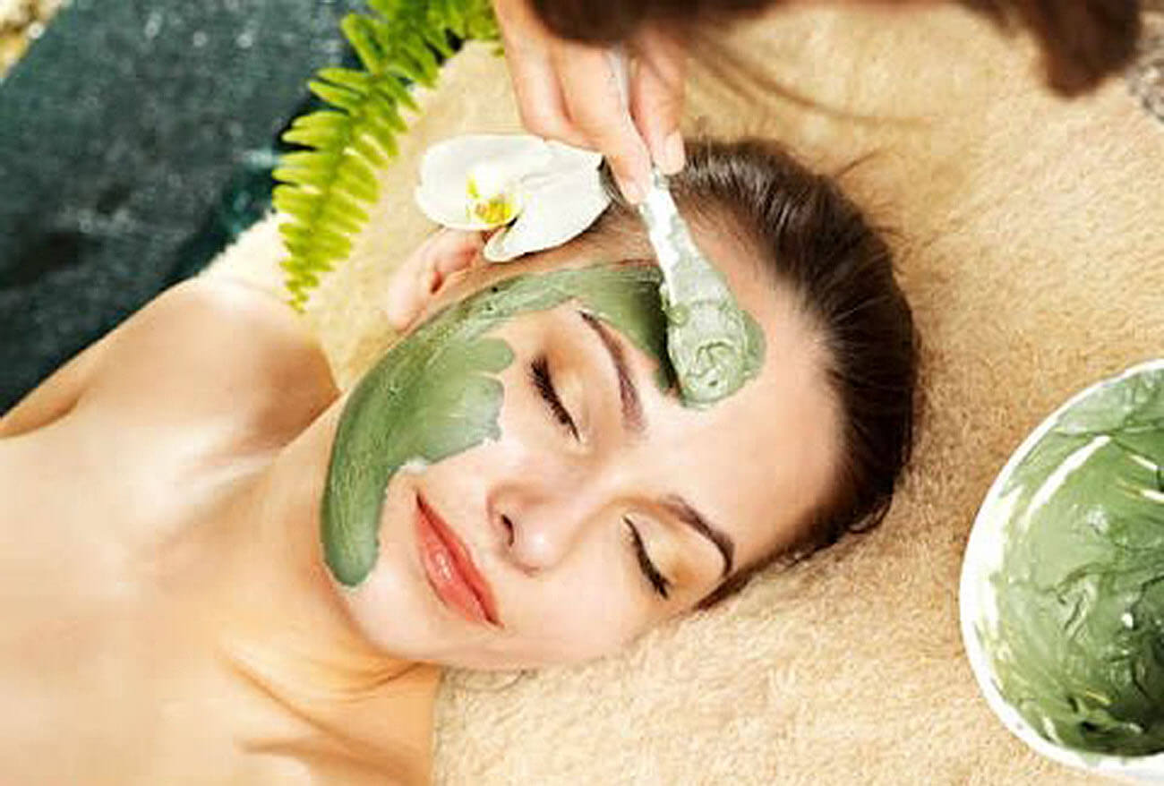 FRUIT MUKHA LEPAM – (TRADITIONAL AYURVEDIC FRUIT FACIAL)