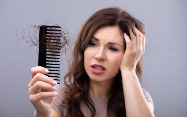 HOW TO STOP HAIRFALL IMMEDIATELY AT HOME FOR FEMALE?
